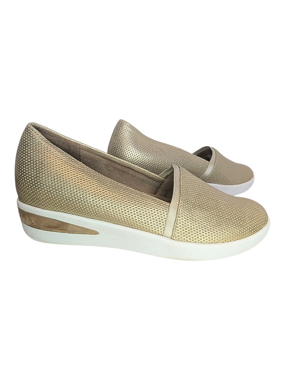 Reaction Kenneth Cole Fay Neutral Gold Wedge Sneakers Slip On Size 9